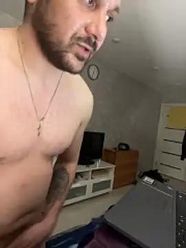 MaeltraJoy online show from April 5, 2026, 7:31 pm