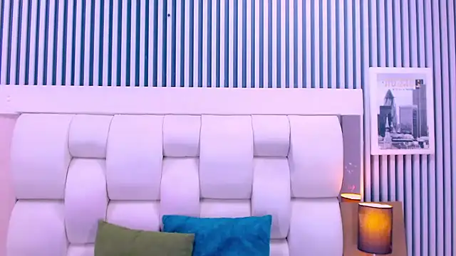 sarah cream online show from June 17, 2026, 4:01 am