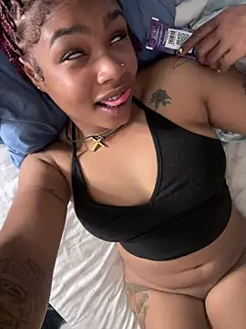 skylarrylee online show from January 10, 2025, 3:18 am