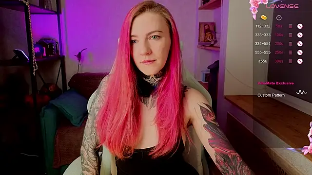 Roxy      online show from November 27, 2025, 6:03 am