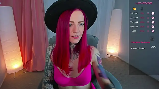 Roxy      online show from February 23, 2025, 11:36 pm