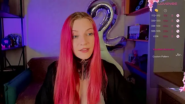 Roxy      online show from October 23, 2025, 9:13 pm