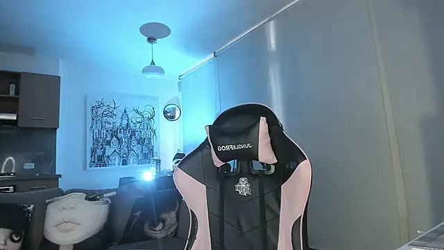 annie gh online show from April 7, 2026, 10:22 pm