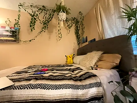 magicalc00ch online show from November 23, 2025, 11:04 pm