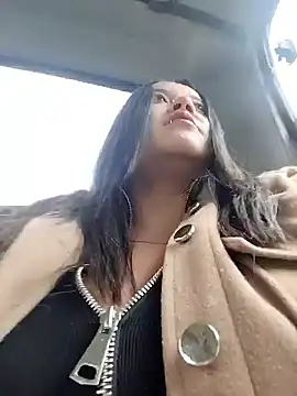 Cristal  04 online show from April 9, 2026, 3:40 pm