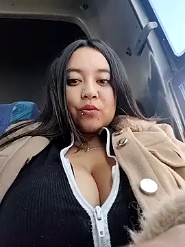 Cristal  04 online show from November 23, 2025, 3:55 pm