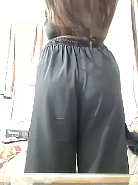 Snapshot of MohiniHott chatting on January 16, 2026, 6:17 am MohiniHott online show from January 16, 2026, 6:17 am