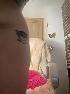 6nalanie online show from February 22, 2026, 4:15 am