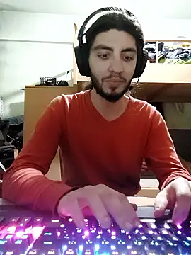 Snapshot of kleineid77 chatting on January 5, 2026, 5:27 pm kleineid77 online show from January 5, 2026, 5:27 pm