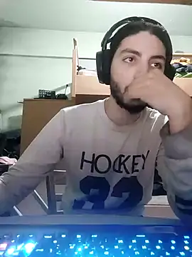 Snapshot of kleineid77 chatting on January 7, 2026, 4:34 pm kleineid77 online show from January 7, 2026, 4:34 pm