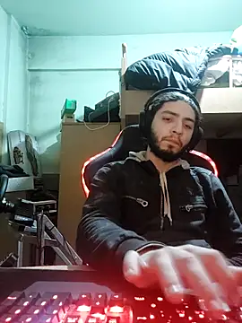 Snapshot of kleineid77 chatting on February 11, 2026, 5:13 pm kleineid77 online show from February 11, 2026, 5:13 pm