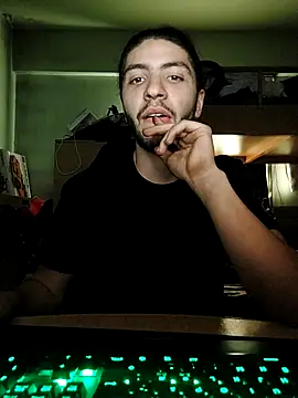 Snapshot of kleineid77 chatting on May 25, 2026, 3:22 pm kleineid77 online show from May 25, 2026, 3:22 pm