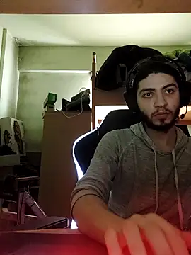 Snapshot of kleineid77 chatting on February 14, 2026, 2:17 pm kleineid77 online show from February 14, 2026, 2:17 pm