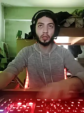 Snapshot of kleineid77 chatting on February 15, 2026, 12:59 pm kleineid77 online show from February 15, 2026, 12:59 pm