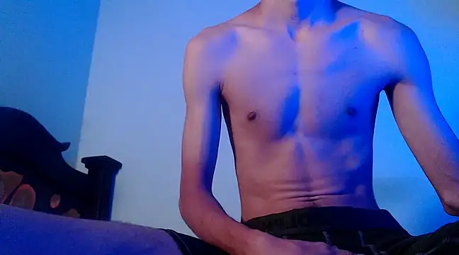 isaaclatino online show from March 1, 2025, 3:53 am