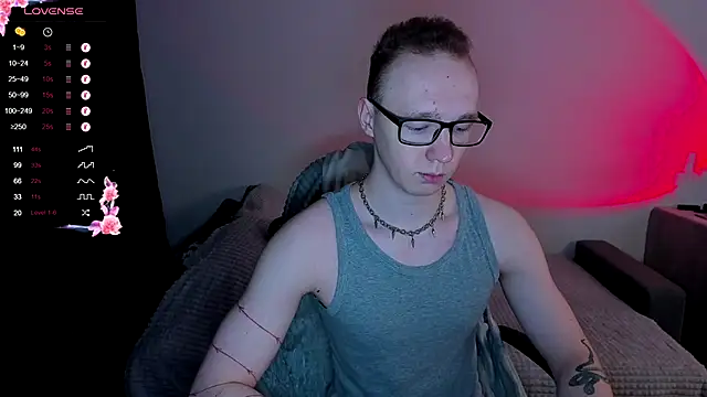 Snapshot of Alex_silents chatting on November 27, 2025, 2:28 pm Alex silents online show from November 27, 2025, 2:28 pm