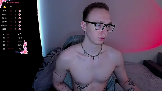 Snapshot of Alex_silents chatting on November 13, 2025, 8:07 am Alex silents online show from November 13, 2025, 8:07 am