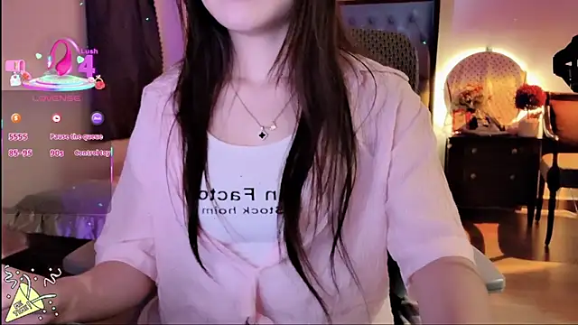 Berrysweet 68 online show from October 12, 2025, 2:07 pm