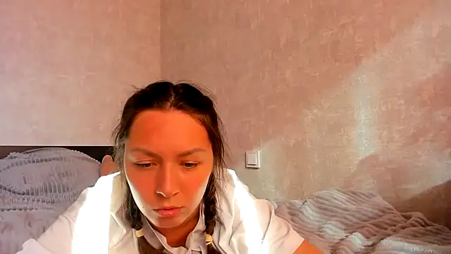 Snapshot of Adela_Vetta chatting on March 18, 2025, 11:55 am Adela Vetta online show from March 18, 2025, 11:55 am