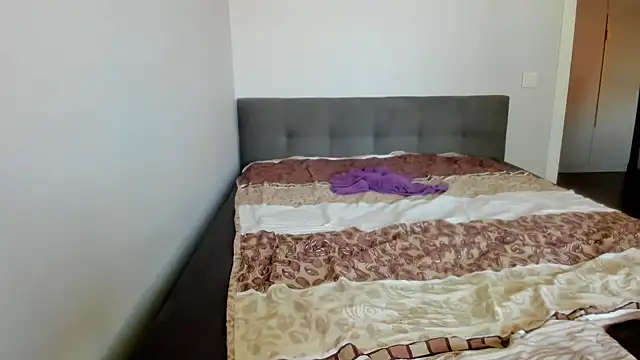 Adela Vetta online show from March 22, 2026, 10:50 am