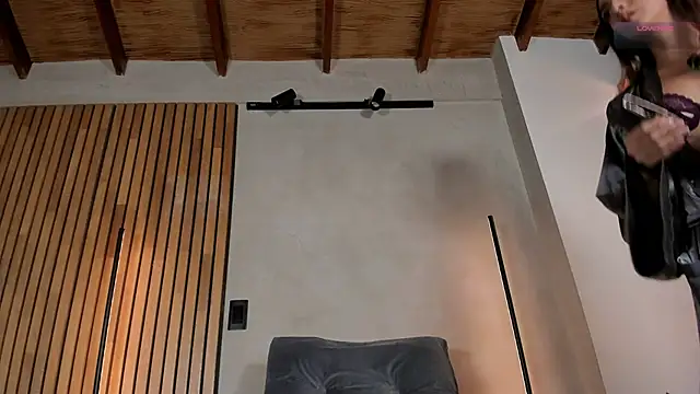 honeyhot69   online show from November 20, 2025, 11:22 am