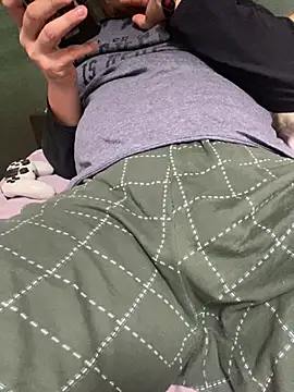 Snapshot of ionut9879 chatting on February 13, 2026, 12:49 pm ionut9879 online show from February 13, 2026, 12:49 pm