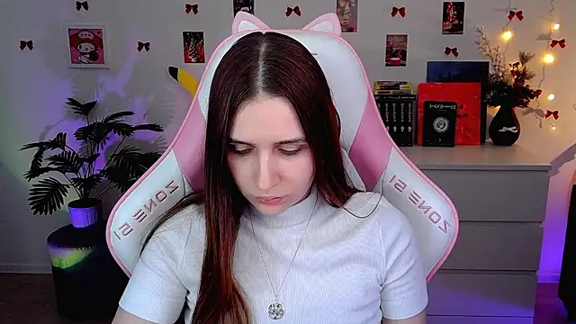 AliceCharmy online show from March 3, 2026, 4:03 pm