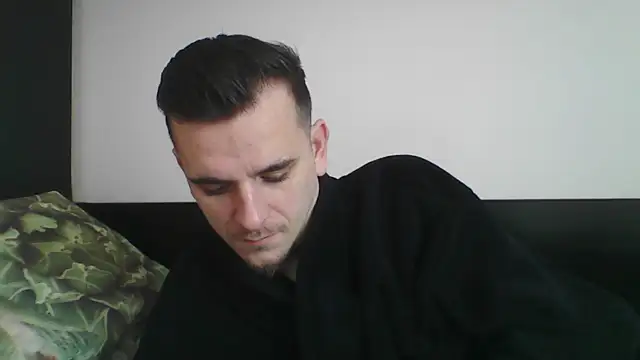 Huge cock22cm online show from March 4, 2025, 6:47 am