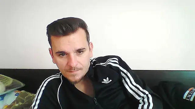 Huge cock22cm online show from October 12, 2025, 7:43 am