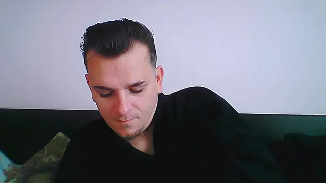 Huge cock22cm online show from November 14, 2025, 7:34 am