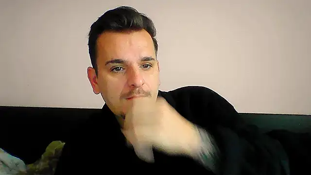 Huge cock22cm online show from December 1, 2025, 8:59 am