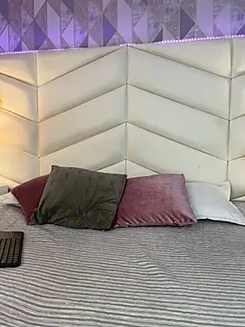 Brenda Garcia online show from March 15, 2025, 12:15 am