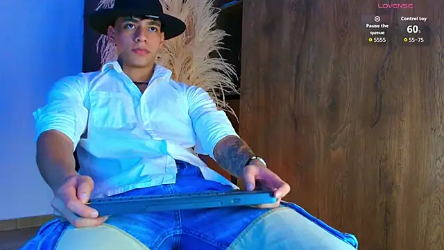 Josep Davies online show from October 31, 2025, 10:49 pm