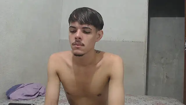 MicaelRian69 online show from May 14, 2026, 10:18 pm