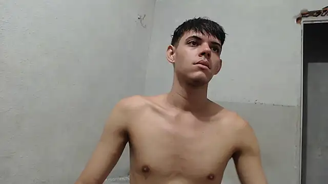 MicaelRian69 online show from November 17, 2025, 8:57 pm