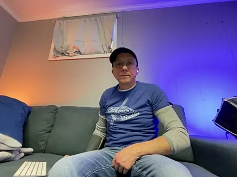 mouser21212 online show from January 21, 2025, 2:59 pm