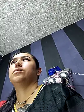 LucyStrike  online show from February 28, 2025, 10:39 pm