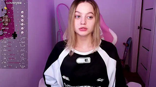 Snapshot of n0_nude chatting on January 14, 2025, 9:09 pm n0 nude online show from January 14, 2025, 9:09 pm