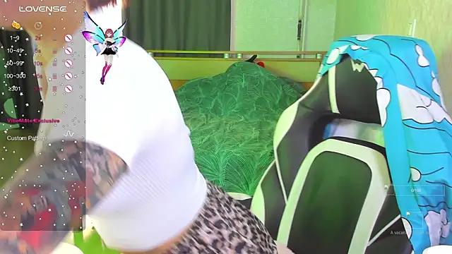 Snapshot of folinskayyya chatting on October 18, 2025, 4:36 am folinskayyya online show from October 18, 2025, 4:36 am