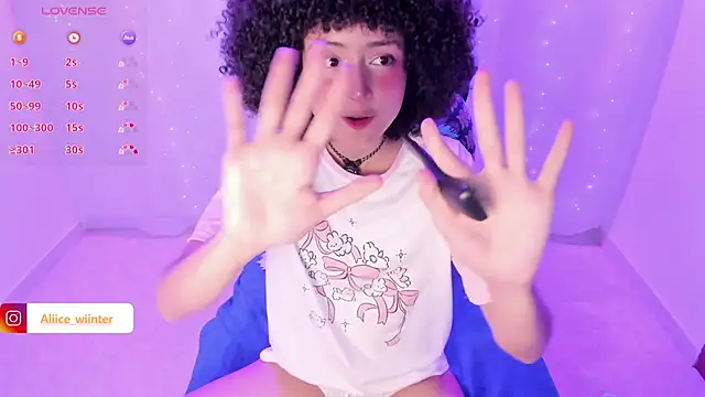 Alice winter  online show from March 17, 2025, 10:29 pm