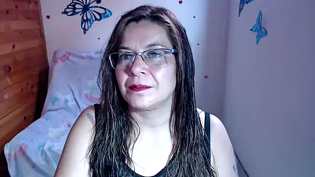 lilisa777 online show from December 19, 2025, 9:06 pm