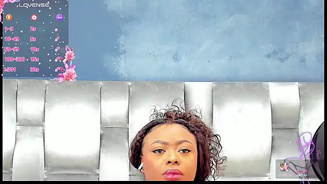 CamilaBenitez online show from October 15, 2025, 7:22 pm