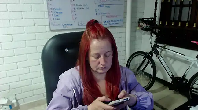Snapshot of ViioletaMora chatting on March 2, 2025, 11:17 pm ViioletaMora online show from March 2, 2025, 11:17 pm
