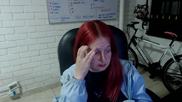 Snapshot of ViioletaMora chatting on March 3, 2025, 10:52 pm ViioletaMora online show from March 3, 2025, 10:52 pm