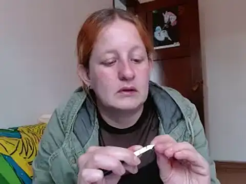 ViioletaMora online show from December 4, 2025, 9:36 pm