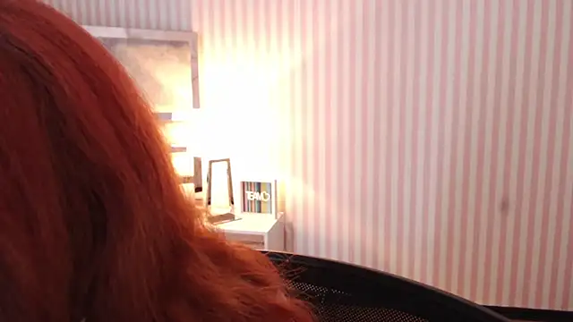 Snapshot of ViioletaMora chatting on March 9, 2025, 1:25 am ViioletaMora online show from March 9, 2025, 1:25 am