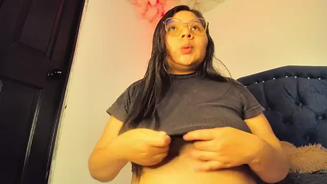 alice love052 online show from February 2, 2025, 1:02 am