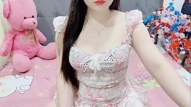 Funikio online show from April 7, 2026, 1:07 am