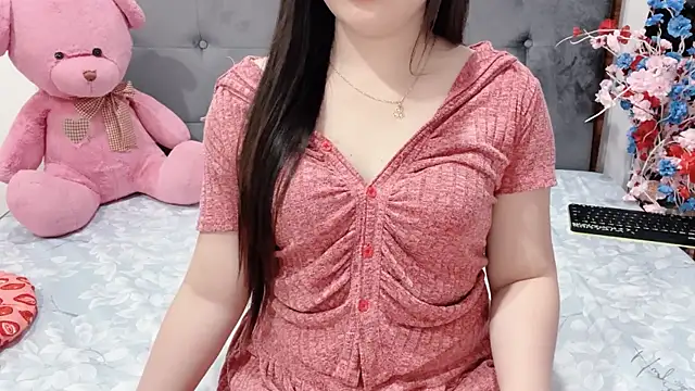 Funikio online show from May 9, 2026, 2:53 pm