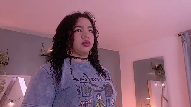 memphiswilliam online show from September 23, 2025, 2:51 am